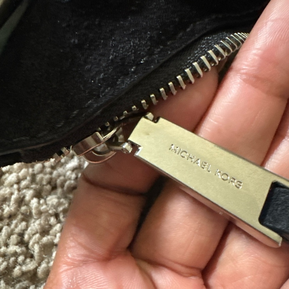 Michael Kors Black Crossbody Bag - Picture 7 of 9